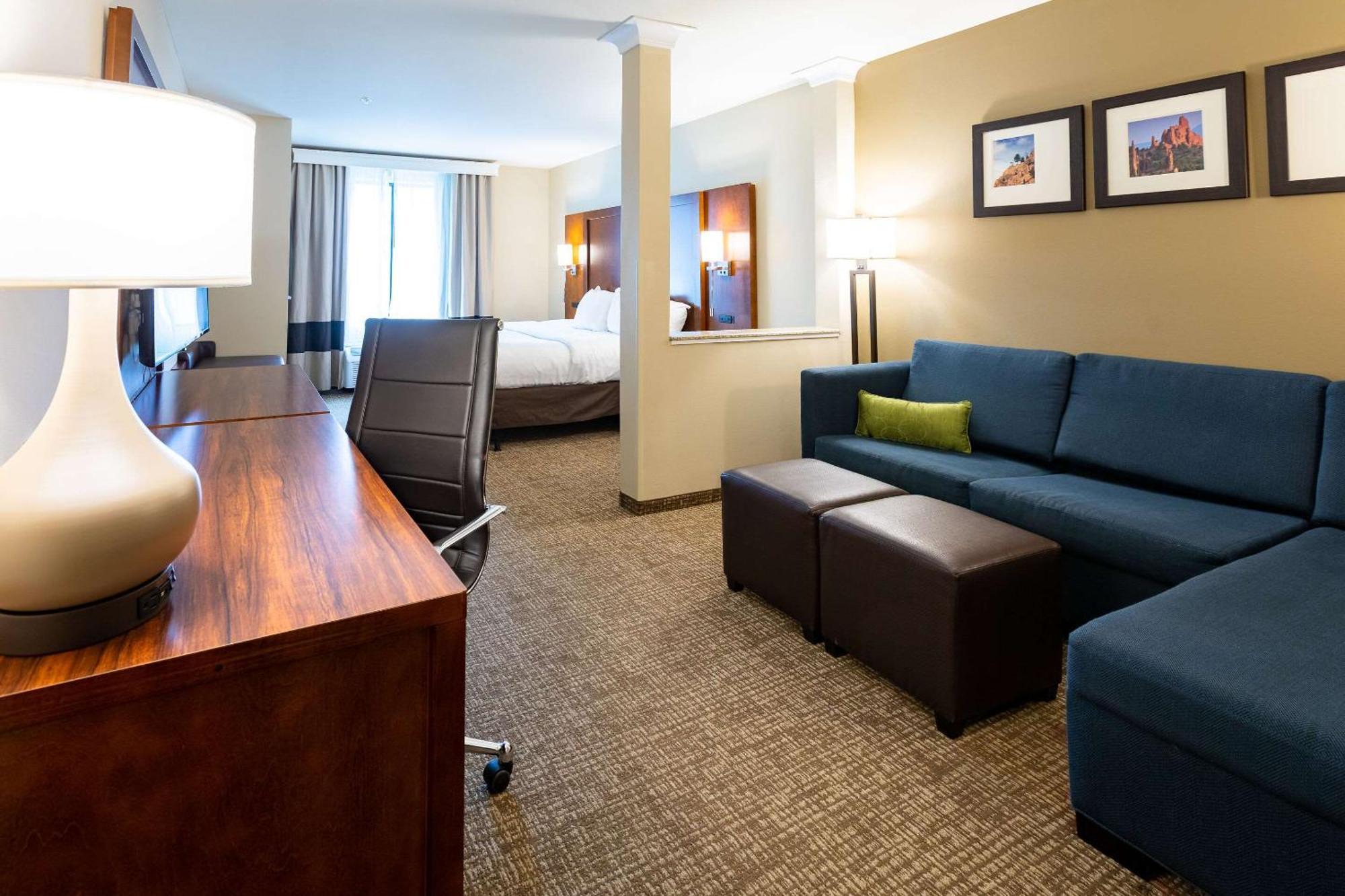 Comfort Suites Denver Near Anschutz Medical Campus Aurora Eksteriør billede