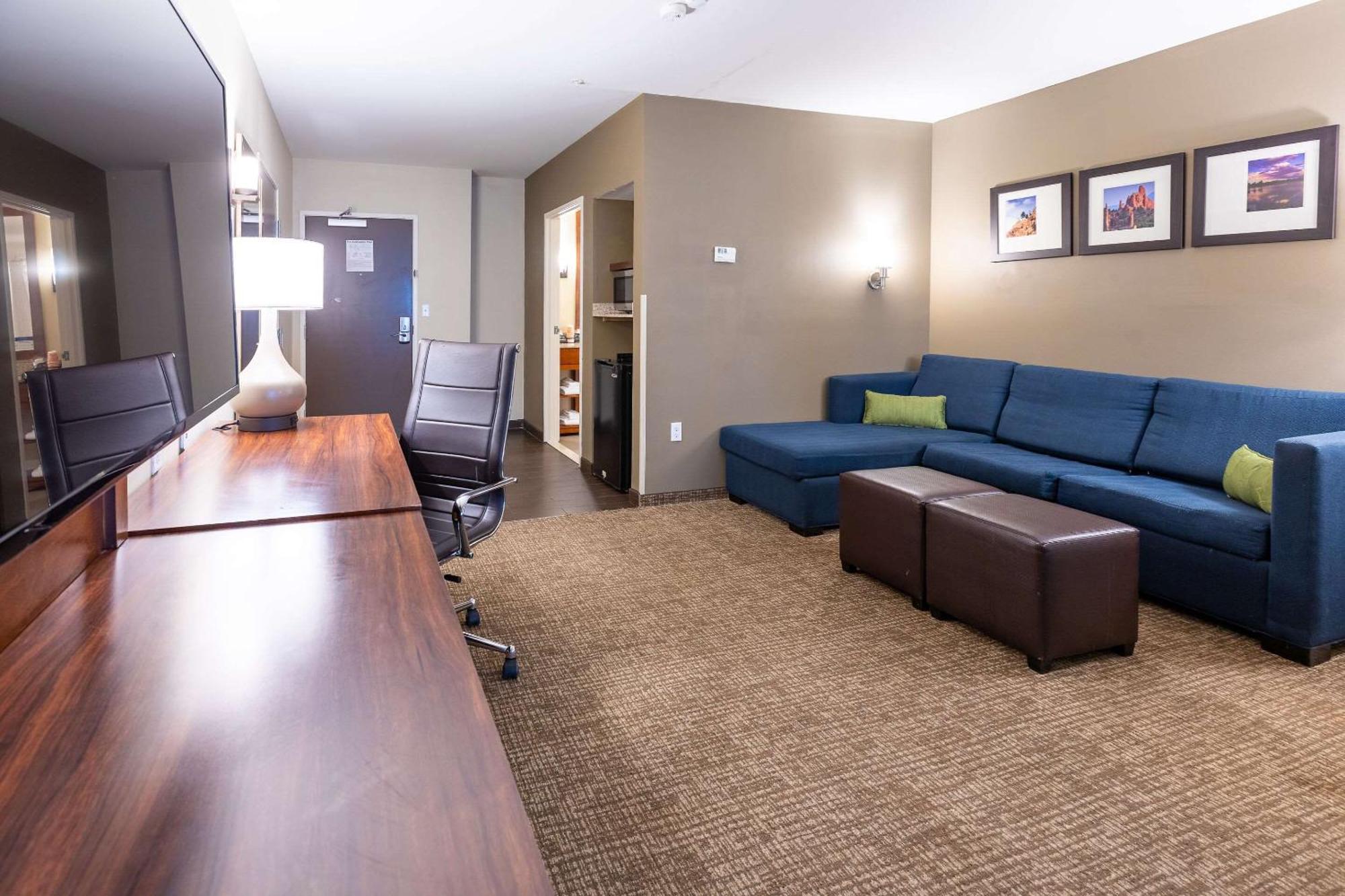 Comfort Suites Denver Near Anschutz Medical Campus Aurora Eksteriør billede
