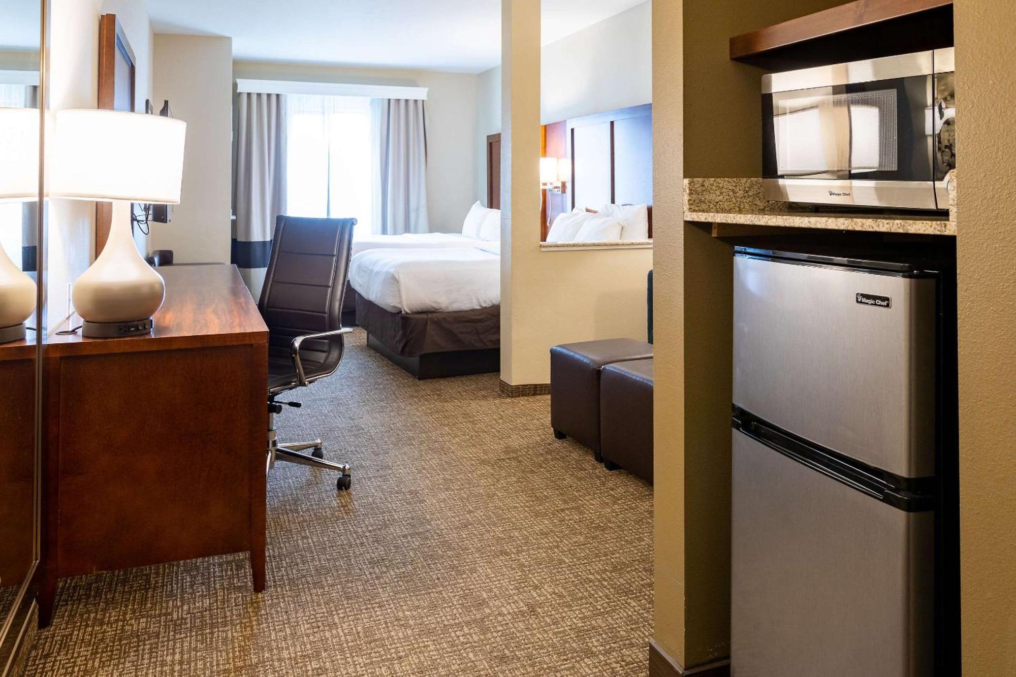 Comfort Suites Denver Near Anschutz Medical Campus Aurora Eksteriør billede