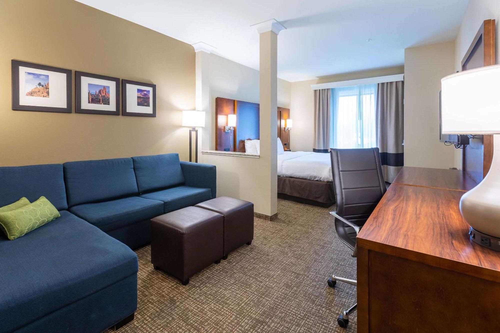 Comfort Suites Denver Near Anschutz Medical Campus Aurora Eksteriør billede