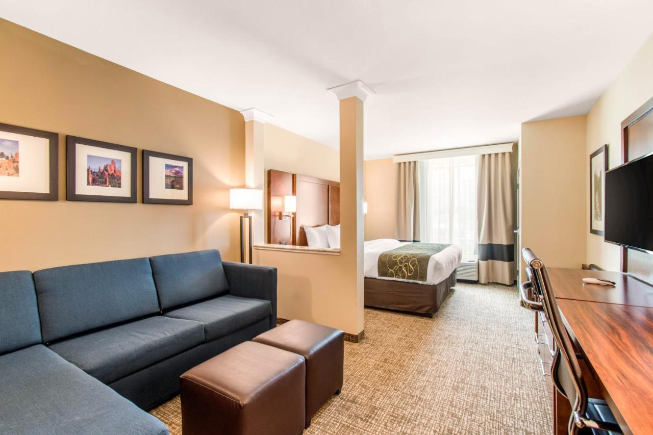 Comfort Suites Denver Near Anschutz Medical Campus Aurora Eksteriør billede